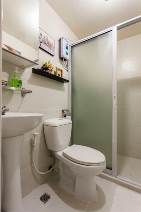 Jen'S Paranaque City Apartment 马尼拉 外观 照片