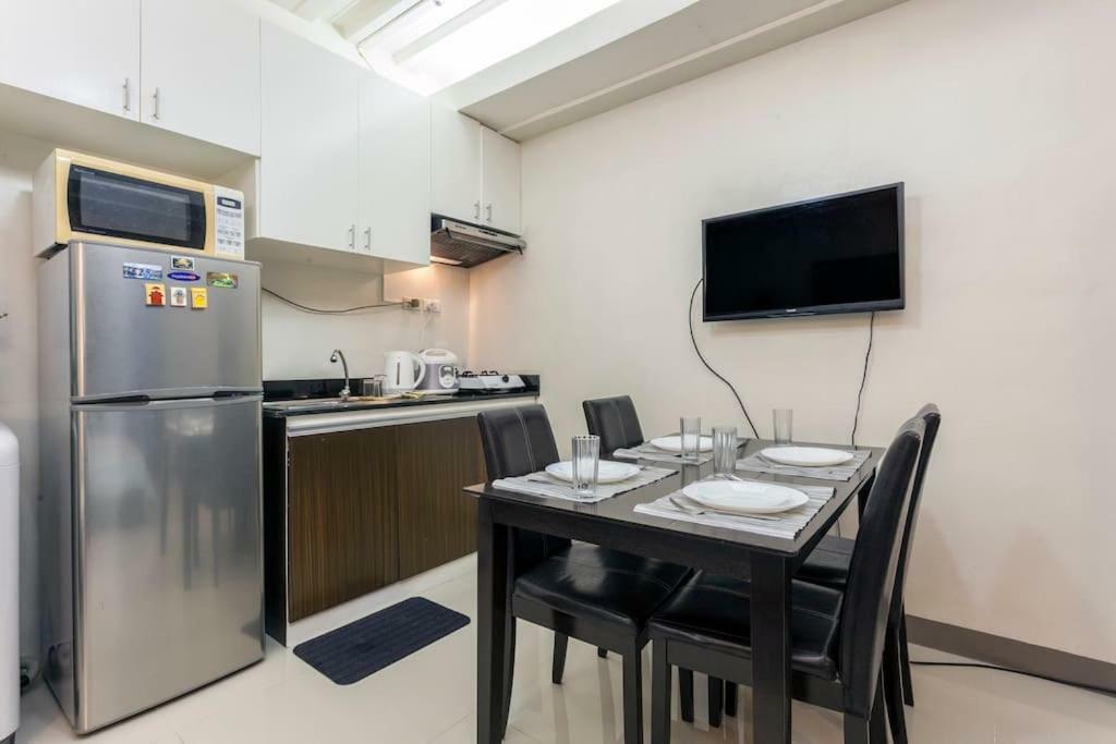Jen'S Paranaque City Apartment 马尼拉 外观 照片